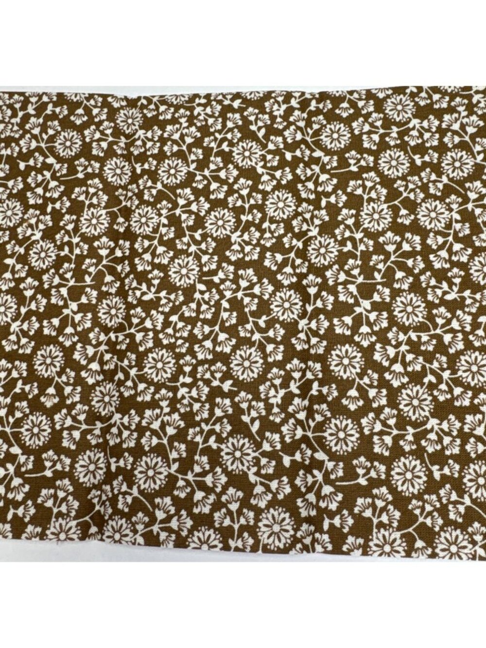 Brown Floral Fabric 18 x 27 Small Ditsy Daisy Design Cotton Quilting Craft Piece